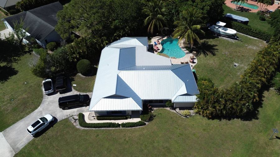 Roof in Jupiter put on by Ranger Roofing, drone photo from March 2025